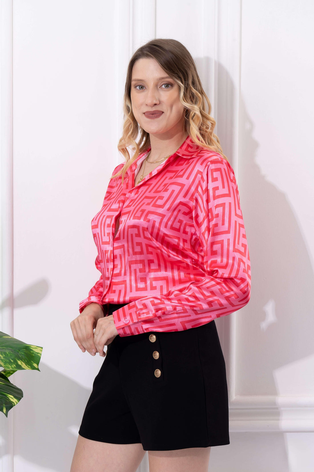 Bossy Dark Pink Satin Shirt - Vooning